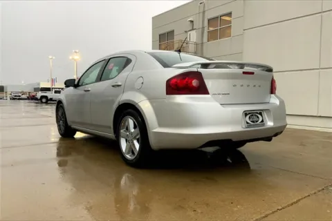 More photos of 2012 Dodge Avenger SE at Cable Dahmer of Topeka, KS