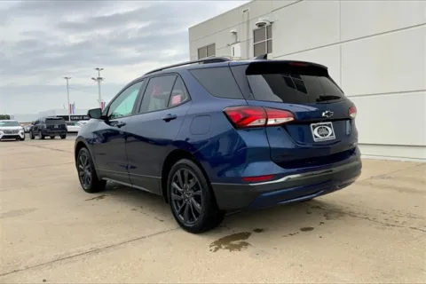 More photos of 2022 Chevrolet Equinox RS at Cable Dahmer of Topeka, KS