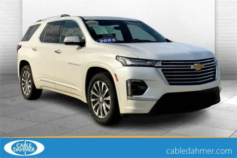 White 2023 Chevrolet Traverse Premier for sale in Topeka, KS