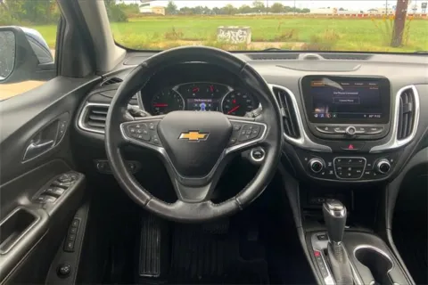 More photos of 2020 Chevrolet Equinox Premier at Cable Dahmer of Topeka, KS