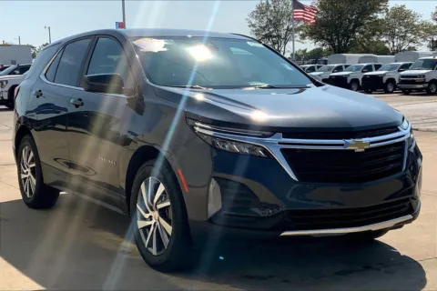 Gray 2023 Chevrolet Equinox LT for sale in Topeka, KS
