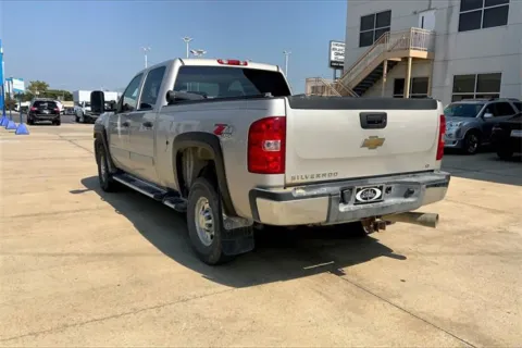 More photos of 2007 Chevrolet Silverado 2500 HD LT W/1LT at Cable Dahmer of Topeka, KS