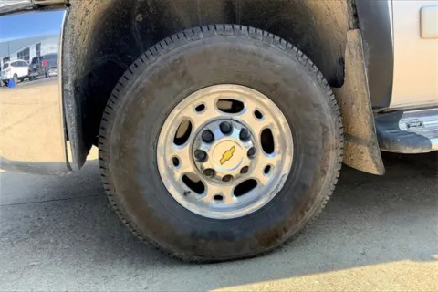 Photos of 2007 Chevrolet Silverado 2500 HD LT W/1LT for sale in Topeka, KS at Cable Dahmer of Topeka
