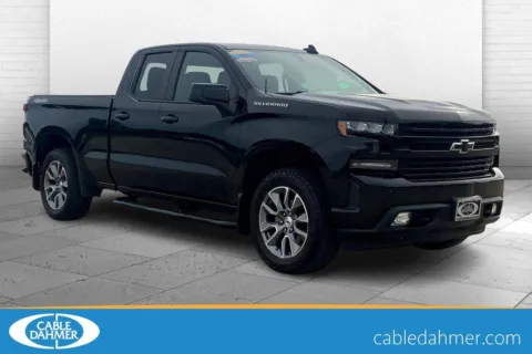 Black 2020 Chevrolet Silverado 1500 RST for sale in Topeka, KS