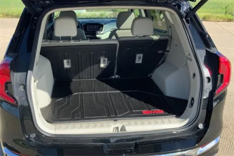 More photos of 2022 GMC Terrain Denali at Cable Dahmer of Topeka, KS