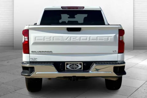 Another view of 2023 Chevrolet Silverado 1500 LT (2FL) for sale in Topeka, KS at Cable Dahmer of Topeka