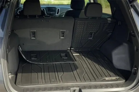 More photos of 2023 Chevrolet Equinox LT at Cable Dahmer of Topeka, KS