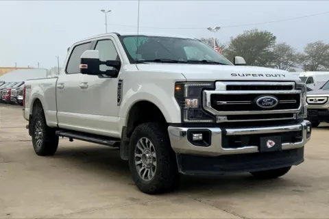 White 2020 Ford Super Duty F-250 SRW LARIAT for sale in Topeka, KS