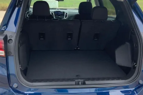 More photos of 2022 Chevrolet Equinox LT at Cable Dahmer of Topeka, KS