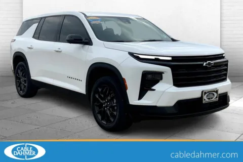 White 2024 Chevrolet Traverse LS for sale in Topeka, KS