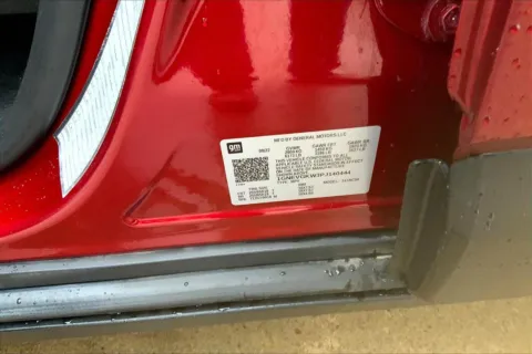 More photos of 2023 Chevrolet Traverse LT Cloth at Cable Dahmer of Topeka, KS