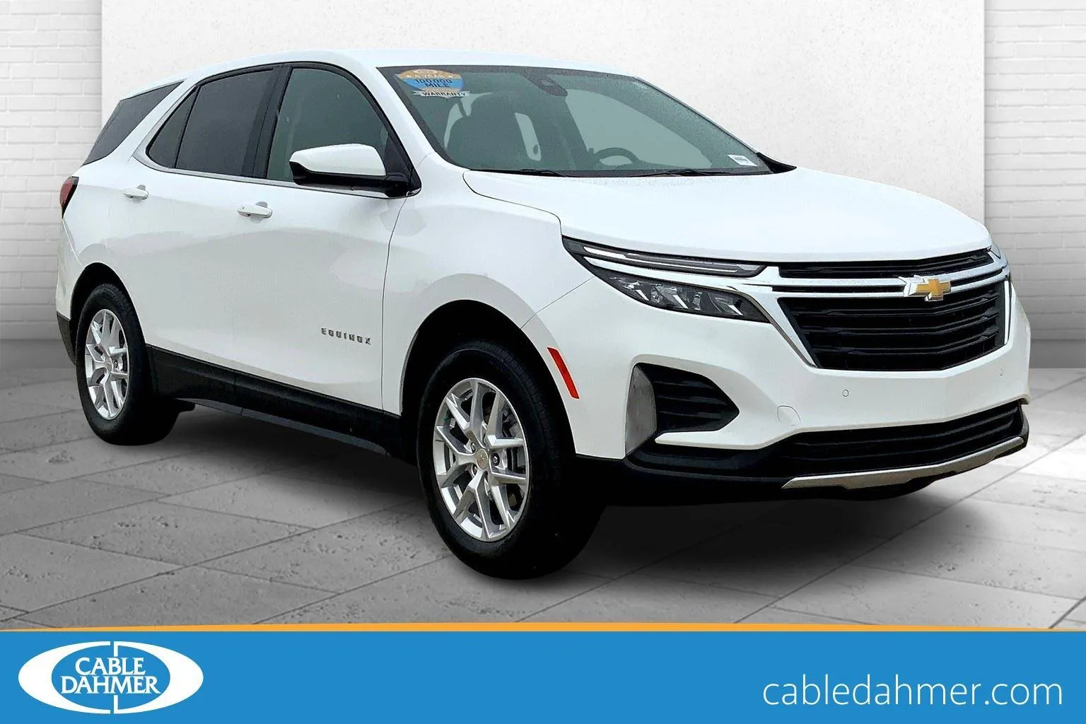 White 2024 Chevrolet Equinox LT for sale in Topeka, KS