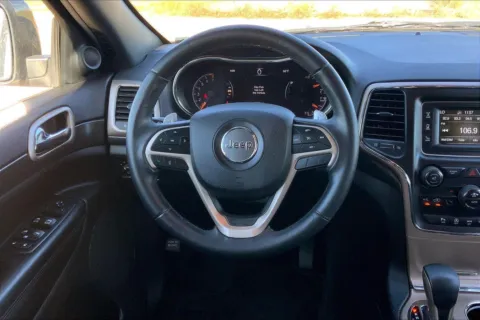 More photos of 2017 Jeep Grand Cherokee Laredo at Cable Dahmer of Topeka, KS