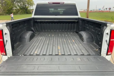 More photos of 2024 Chevrolet Silverado 2500 HD LTZ at Cable Dahmer of Topeka, KS