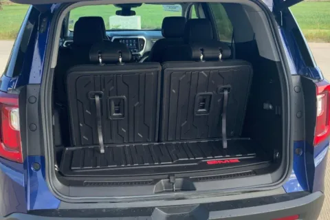 More photos of 2023 GMC Acadia SLE at Cable Dahmer of Topeka, KS