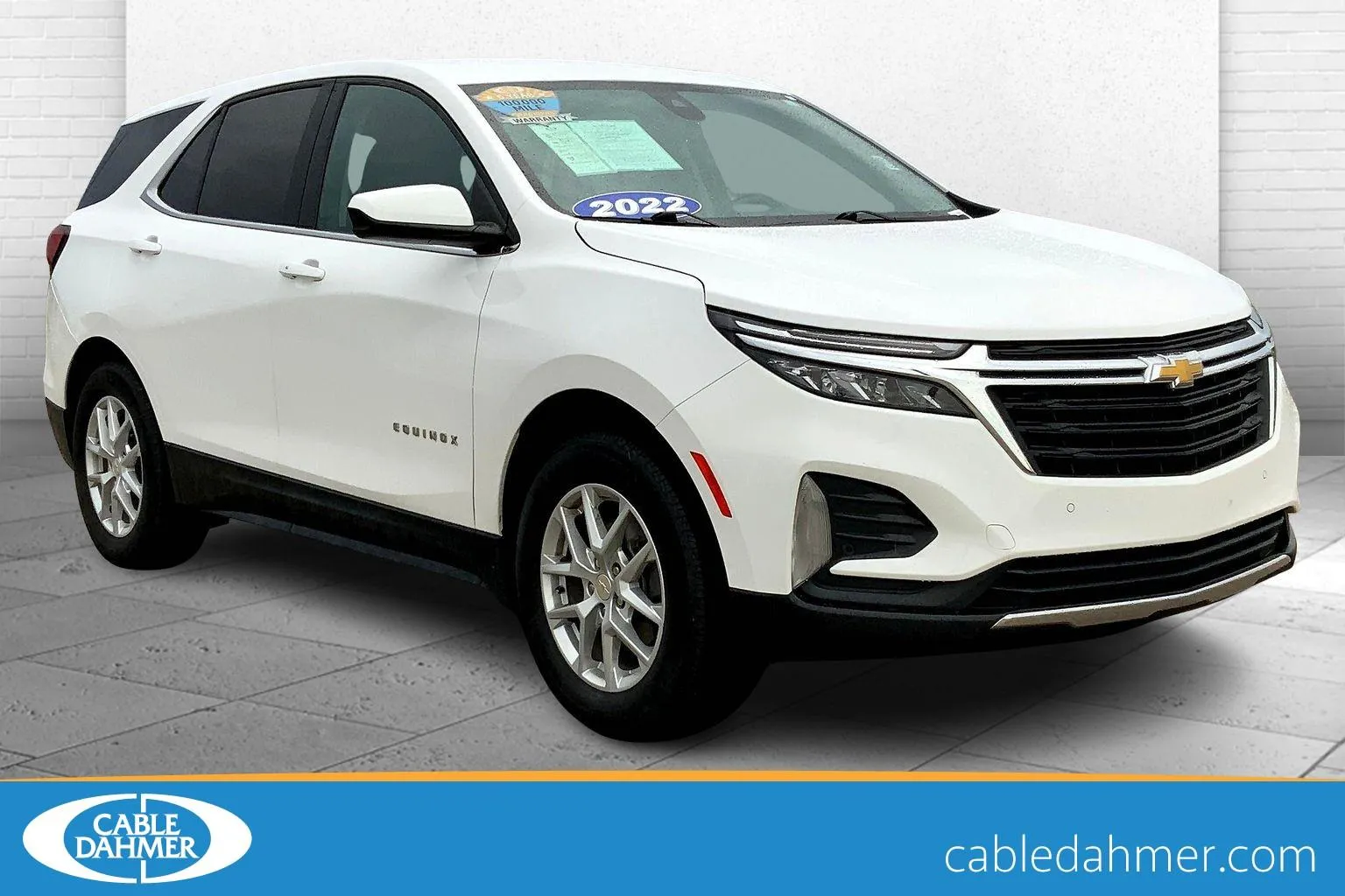 White 2022 Chevrolet Equinox LT for sale in Topeka, KS