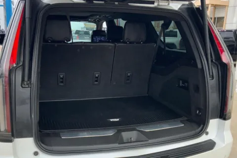 More photos of 2021 Cadillac Escalade ESV Sport Platinum at Cable Dahmer of Topeka, KS