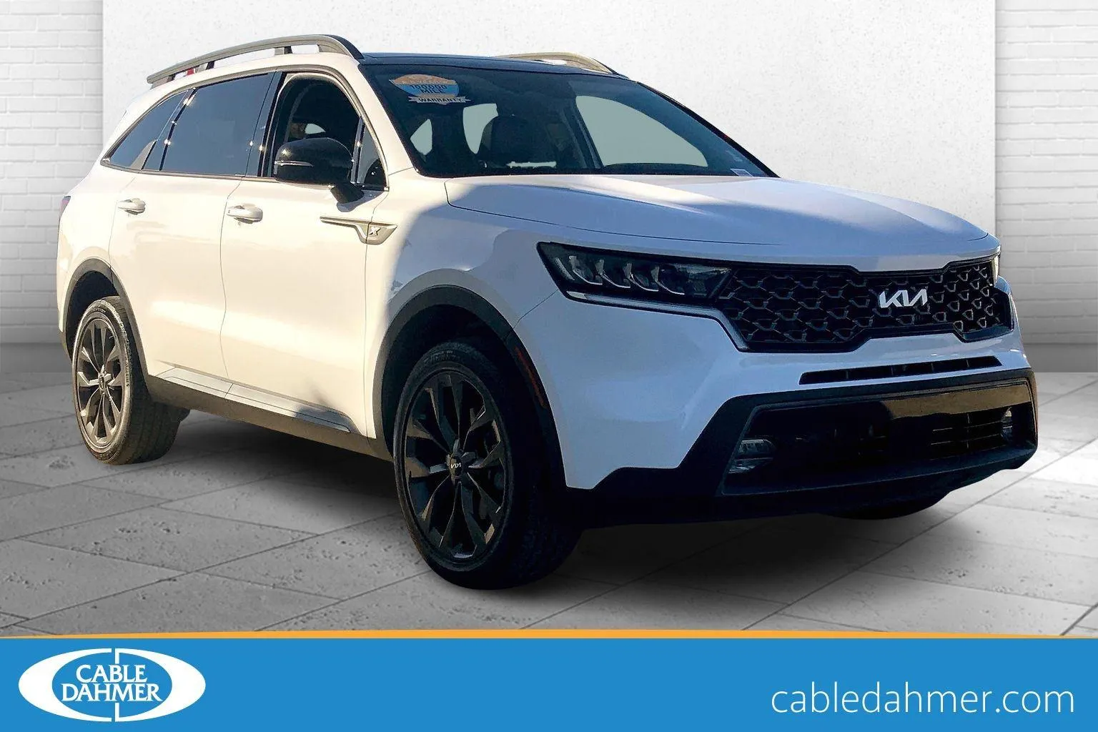 White 2023 Kia Sorento X-Line EX for sale in Topeka, KS