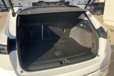 More photos of 2025 Buick Envision Avenir at Cable Dahmer of Topeka, KS