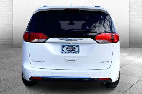 Another view of 2019 Chrysler Pacifica Limited for sale in Kansas City, MO at Cable Dahmer Chevrolet of Kansas City