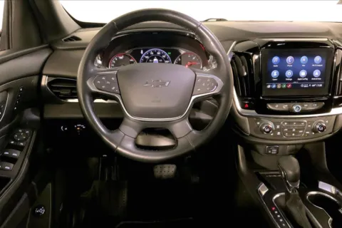 More photos of 2023 Chevrolet Traverse Premier at Cable Dahmer Chevrolet of Kansas City, MO