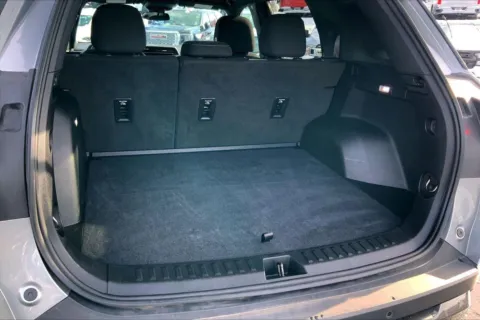 More photos of 2025 GMC Terrain Elevation at Cable Dahmer Chevrolet of Kansas City, MO