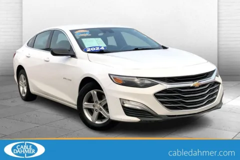 White 2024 Chevrolet Malibu FL for sale in Kansas City, MO
