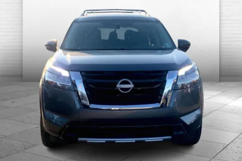 Photos of 2024 Nissan Pathfinder SL for sale in Kansas City, MO at Cable Dahmer Chevrolet of Kansas City