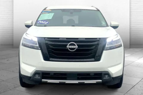 Photos of 2022 Nissan Pathfinder SL for sale in Kansas City, MO at Cable Dahmer Chevrolet of Kansas City