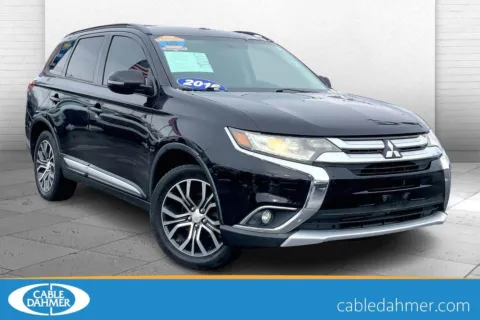 Blue 2016 Mitsubishi Outlander SE for sale in Kansas City, MO