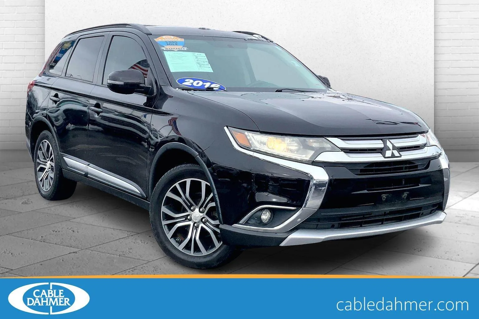 Blue 2016 Mitsubishi Outlander SE for sale in Kansas City, MO