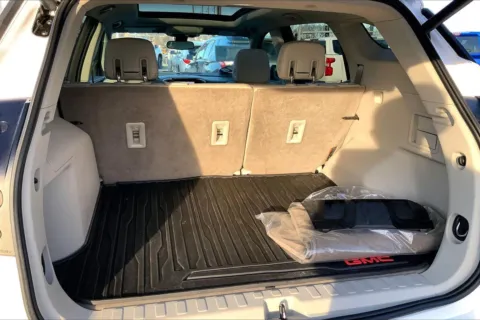 More photos of 2018 GMC Terrain Denali at Cable Dahmer Chevrolet of Kansas City, MO