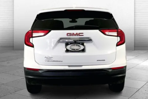 Another view of 2024 GMC Terrain SLE for sale in Kansas City, MO at Cable Dahmer Chevrolet of Kansas City