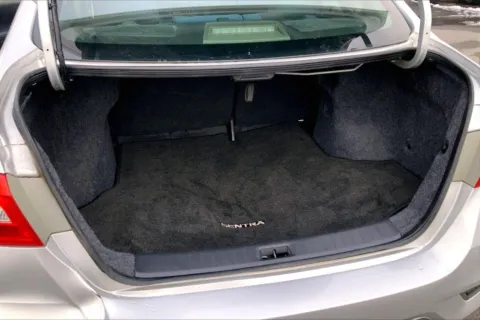 More photos of 2019 Nissan Sentra S at Cable Dahmer Chevrolet of Kansas City, MO