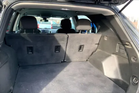 More photos of 2021 Chevrolet Equinox LT at Cable Dahmer Chevrolet of Kansas City, MO