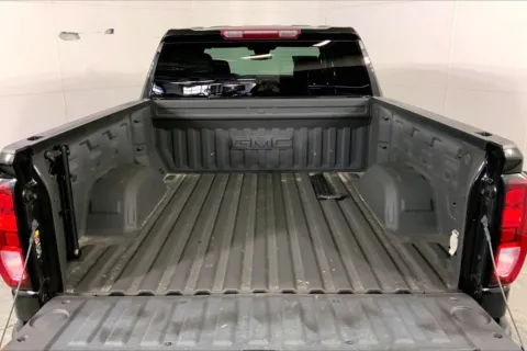 More photos of 2022 GMC Sierra 1500 Elevation at Cable Dahmer Chevrolet of Kansas City, MO