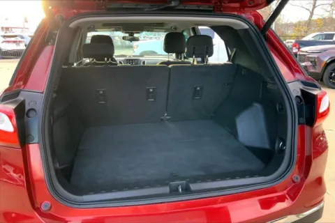 More photos of 2019 Chevrolet Equinox LT at Cable Dahmer Chevrolet of Kansas City, MO