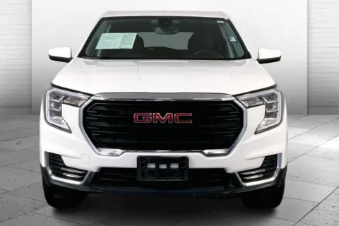 Photos of 2024 GMC Terrain SLE for sale in Kansas City, MO at Cable Dahmer Chevrolet of Kansas City