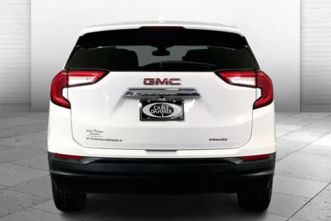 Another view of 2024 GMC Terrain SLE for sale in Kansas City, MO at Cable Dahmer Chevrolet of Kansas City