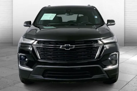 Photos of 2023 Chevrolet Traverse LT Cloth for sale in Kansas City, MO at Cable Dahmer Chevrolet of Kansas City