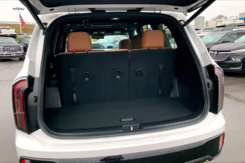 More photos of 2024 Kia Telluride EX X-Line at Cable Dahmer Chevrolet of Kansas City, MO