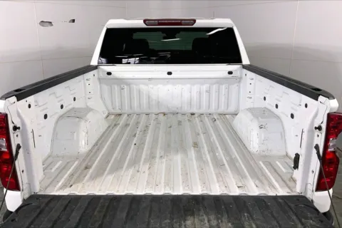 More photos of 2024 Chevrolet Silverado 1500 LT (2FL) at Cable Dahmer Chevrolet of Kansas City, MO