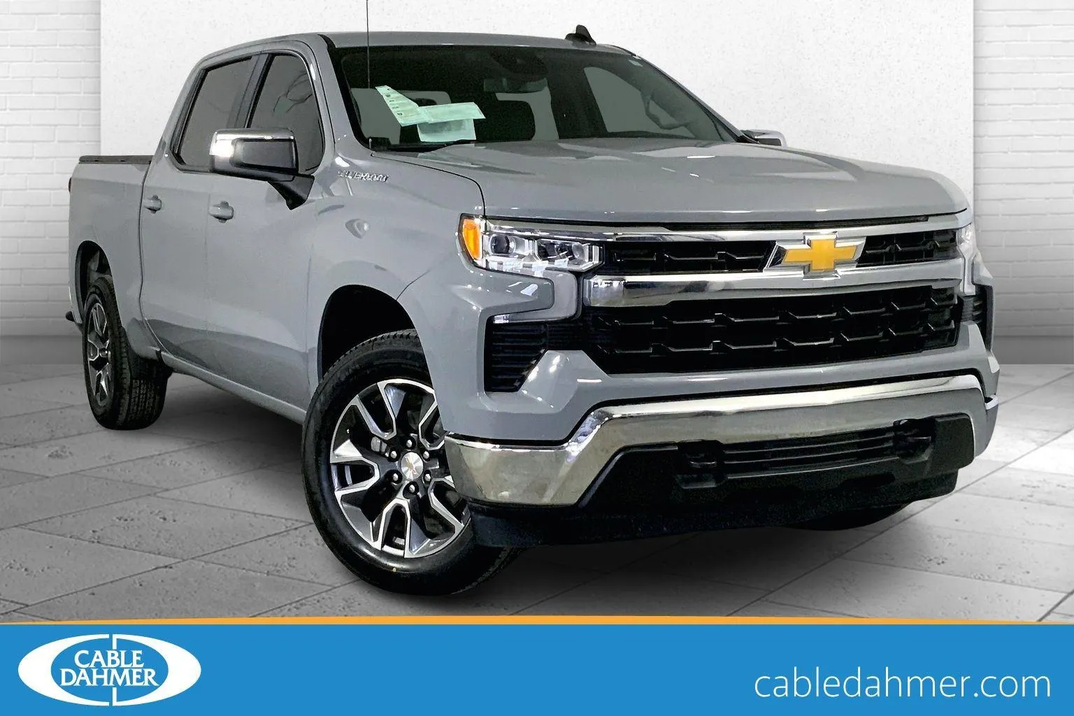 Gray 2024 Chevrolet Silverado 1500 LT (2FL) for sale in Kansas City, MO