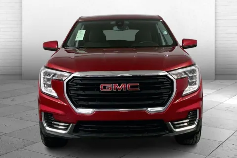 Photos of 2024 GMC Terrain SLE for sale in Kansas City, MO at Cable Dahmer Chevrolet of Kansas City