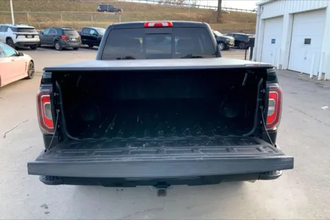 More photos of 2017 GMC Sierra 1500 Denali at Cable Dahmer Chevrolet of Kansas City, MO