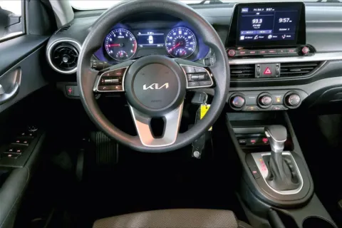 More photos of 2024 Kia FORTE LXS at Cable Dahmer Chevrolet of Kansas City, MO