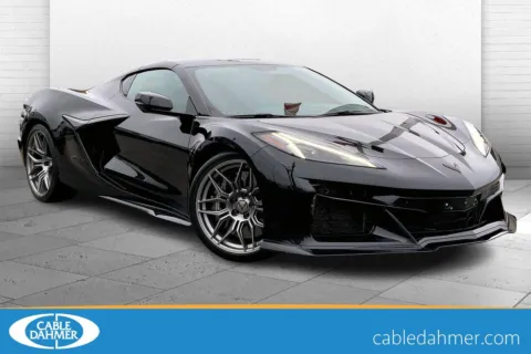 Black 2023 Chevrolet Corvette Z06 3LZ for sale in Kansas City, MO