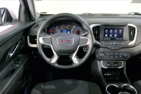 More photos of 2024 GMC Terrain SLE at Cable Dahmer Chevrolet of Kansas City, MO