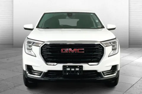 Photos of 2024 GMC Terrain SLE for sale in Kansas City, MO at Cable Dahmer Chevrolet of Kansas City
