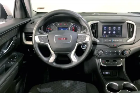 More photos of 2024 GMC Terrain SLE at Cable Dahmer Chevrolet of Kansas City, MO